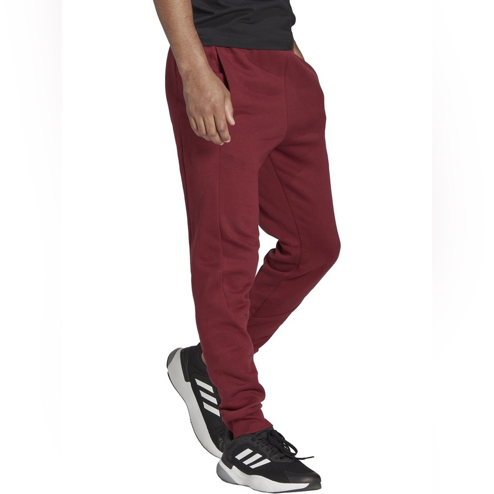 ADIDAS men’s Sportswear Stadium Fleece Badge of Sport Cuffed Joggers